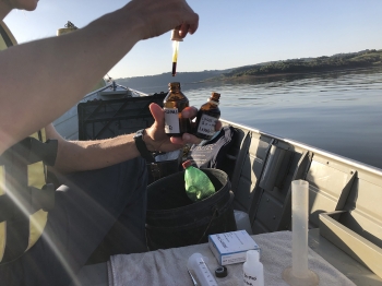  Fixação de fitoplâncton em amostras de qualidade de água. 